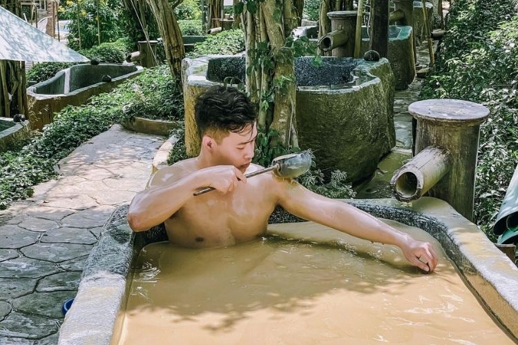 Vé tắm bùn Hòn Tằm gói 02