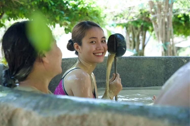 Review tắm bùn Nha Trang